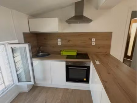 t2 48m² rénové – hyper centre montélimar – rue piétonne – 580 cc