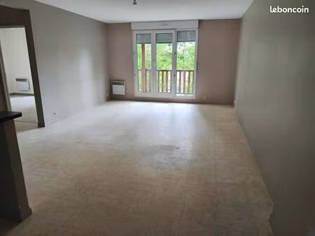 appartement 3 pièces 1 m²