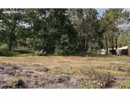 terrain 1 246 m² balizac