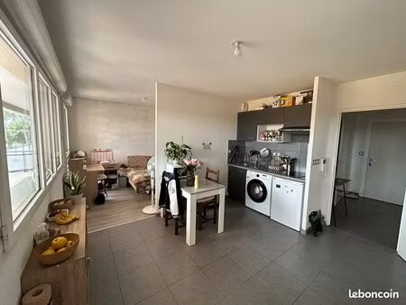 appartement 1 pièce 33 m²