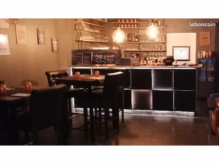 restaurant + logement