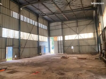 entrepot hangar