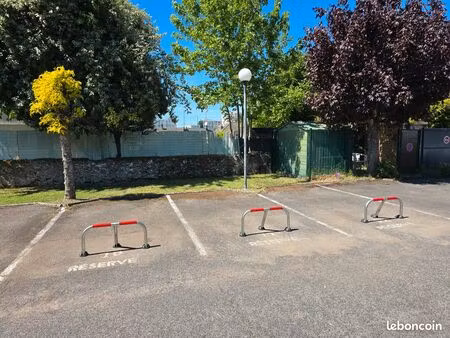 parking extérieur sécurisé tours nord  quartier saint symphorien