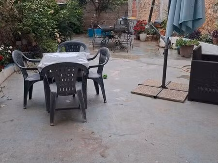 vend maison de village