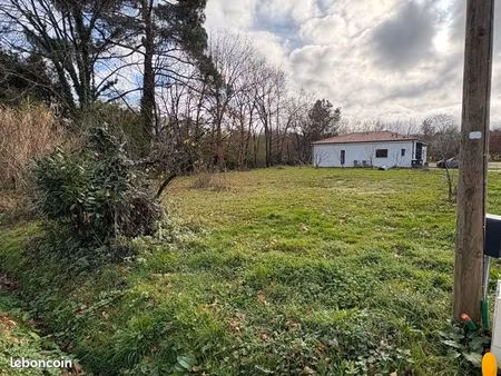 vente terrain constructible 837 m2