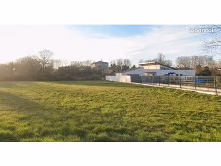 terrain 510 m² noe