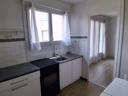 meublé de 26m²  libre le 30 août 2026