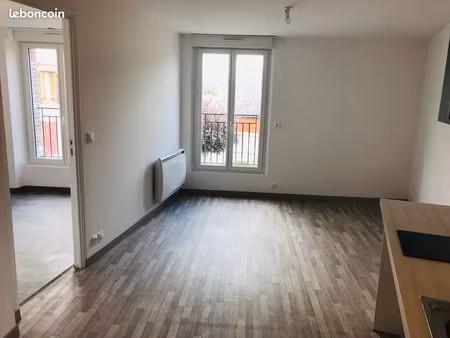 f2 – 31 m2 – parking sécurisé