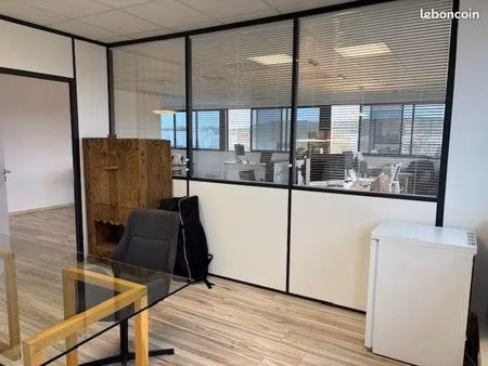 bureau en coworking à louer