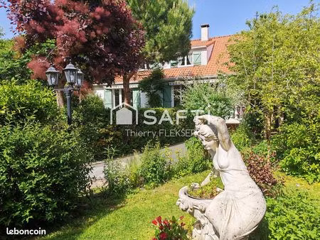 maison 7 pièces 156 m²