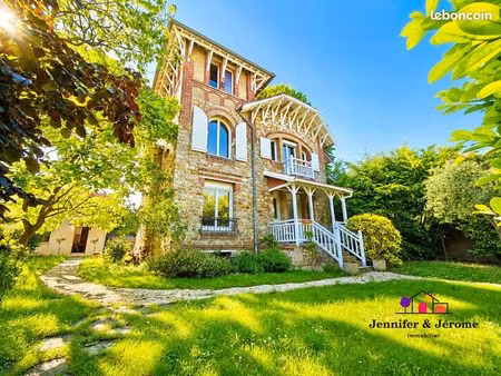 maison 6 pièces 140 m²