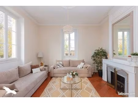 manoir 6 pièces 155 m²