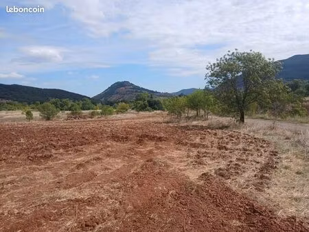 terrain 3057 m² octon