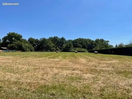 terrain 3 500 m² galgon