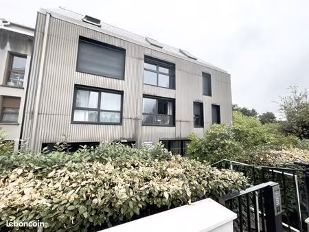 studio 1 pièce 23 m²