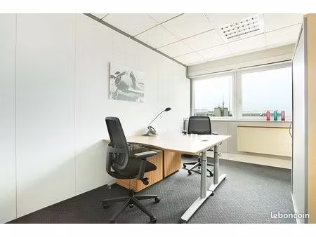 bureau privé à louer pour 2 personnes à roissy hq  airport roissy-en-france