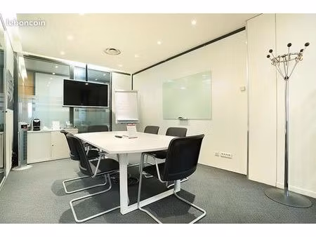 bureau privé à louer pour 4 personnes à roissy hq  airport roissy-en-france