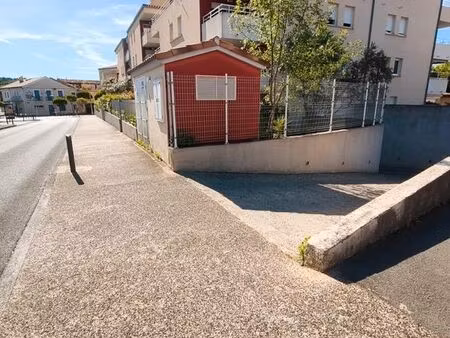 parking sécurisé abrité