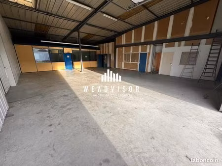 local d'activite 1250 m² villedomer