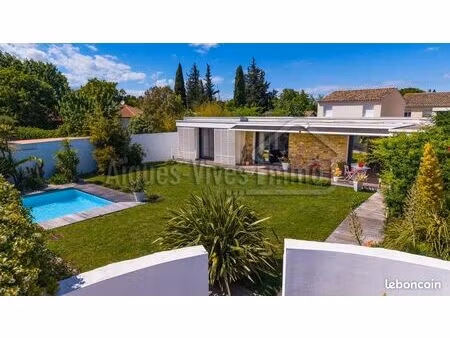 villa 5 pièces 146 m²