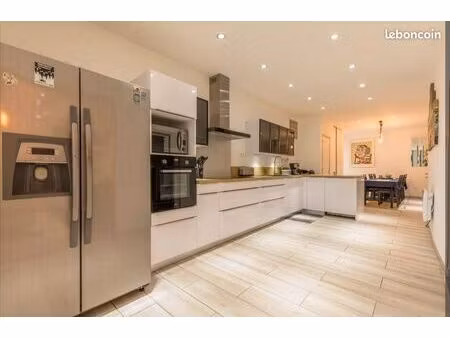 solomiac - 5 pièces - 168.40 m² -