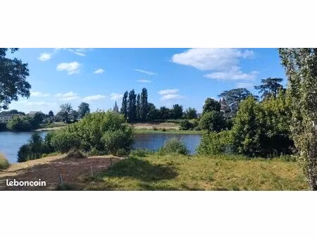 terrain en bordure de rivière