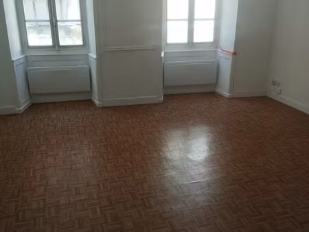 appartement 3 pièces 79 m²