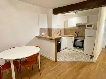 a louer superbe appartement t2 meublé de 39 m² – jardin attenant privatif & box