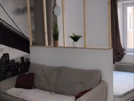 location studio 27m2 jean jaurès