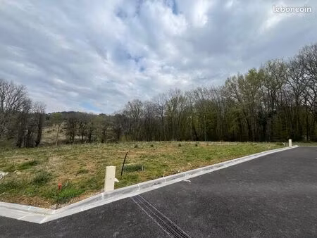 terrain 830 m² fargues saint hilaire