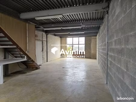 local 180 m² domont