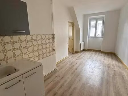 studio 2 pièces 31 m²
