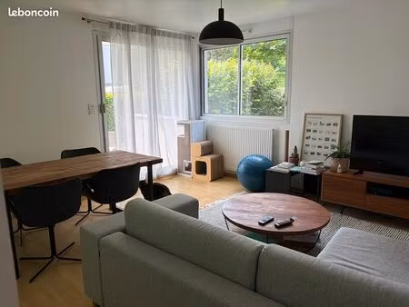 t3 de 72 m² rez de jardin avec terrasse de 18 m² – quartier route de montaigu