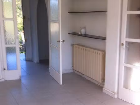 agréable p3 à louer au quartier d espagne