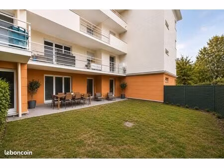 pontoise – f3 68 m² avec jardin 74 m²  terrasse  2 parkings et cave – résidence wimbledon