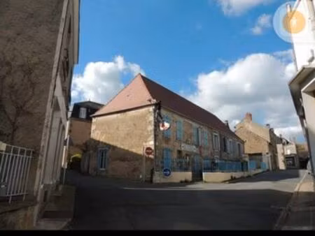 maison mur et fond de commerce