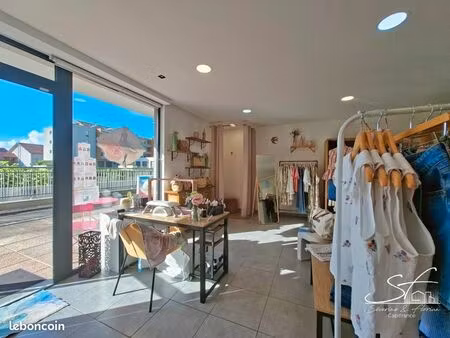 local commercial 48 m²
