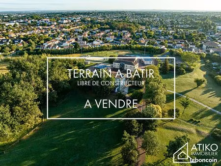terrain carbon blanc