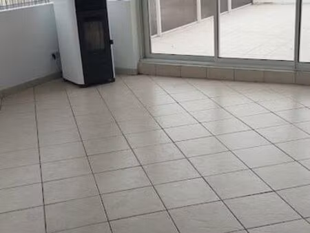 grand t3 100 m² + terrasse