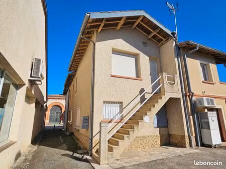 ste foy de peyrolieres immeuble de 2 appartements. vendu loué