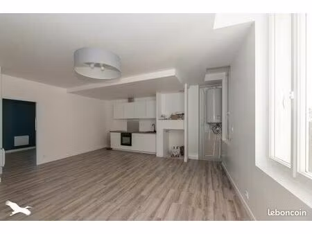 immeuble 150 m² pauillac