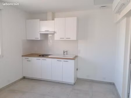 p2 rdc 30.40 m2 très ensoleillé