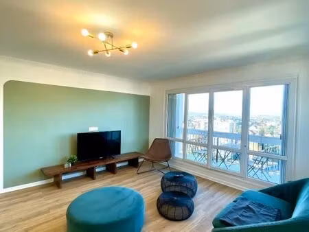 chambre 1 pièce 13 m²