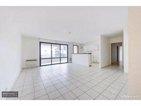 appartement 3 pièces 72 m²