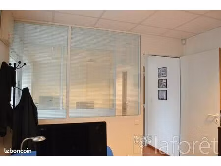 bureaux 32 m² pont l abbe