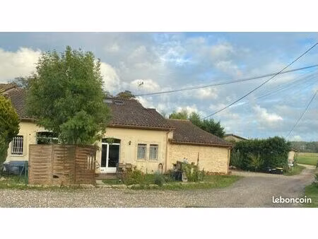 maison mitoyenne t3 jardin parking