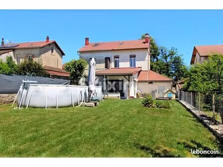maison 5 pièces 94 m²