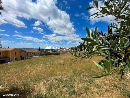terrain 1 425 m² roquessels
