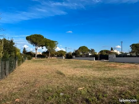 terrain vaibilisé 430 m2 a saussines