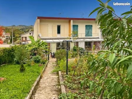 maison mitoyenne en duplex